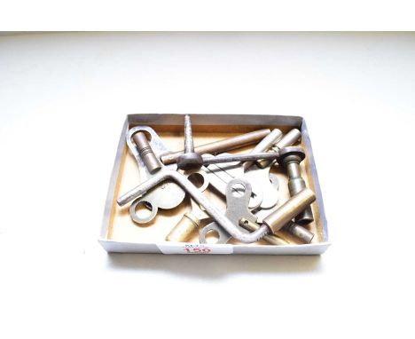 COLLECTION OF VARIOUS CLOCK KEYS