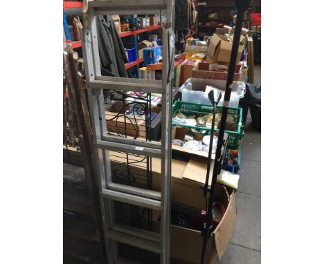 3 WAY ALUMINIUM LADDER