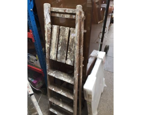 WOODEN STEP LADDERS