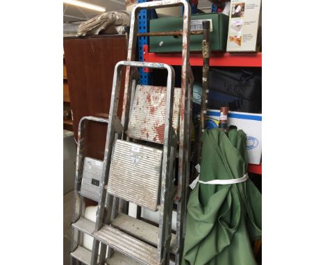 2 ALUMINIUM STEP LADDERS AND AN IRON LADDER