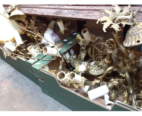 VARIOUS ORNATE BRASS LIGHT FITTINGS