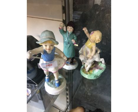 THREE ROYAL WORCESTER FIGURES CCONDITION: STICK? BROKEN ON ONE FIGURE, NO OTHER SIGNS OF DAMAGE.  HEIGHTS - 18CM, 17CM, 16CM.