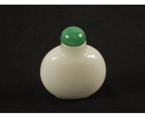 A Chinese Jade snuff bottle with green stopper