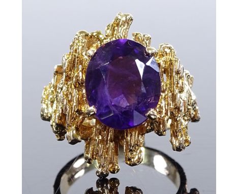 A modernist 9ct gold amethyst abstract ring, maker's marks HB, setting height 23.1mm, size M, 9.3g 