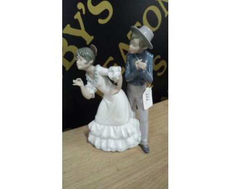 NAO FIGURE GROUP FLAMENCO DANCERS