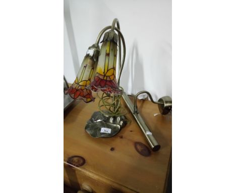 TIFFANY STYLE TABLE LAMP & PICTURE LIGHT