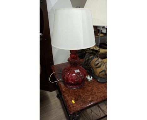 TABLE LAMP WITH SHADE