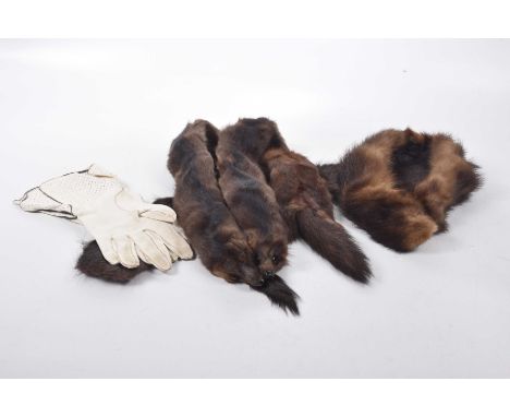 A small group of vintage fur collars and stolesTo include a mink stole, two fox fur collars and a pair of vintage cream leath