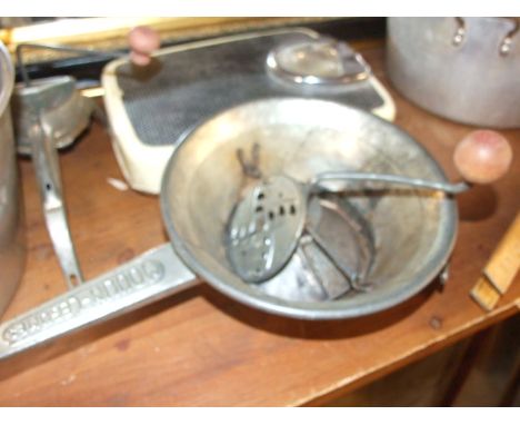 VINTAGE BATHROOM SCALES &amp; KITCHEN WARE