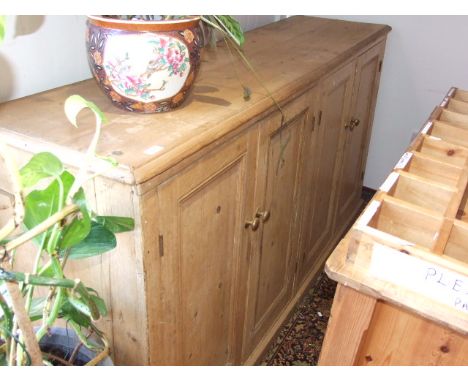 VINTAGE PINE 4 DOOR CUPBOARD