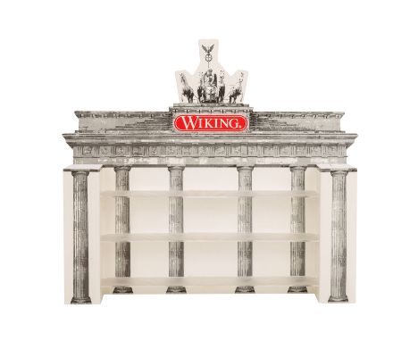  WIKING Display 'Brandenburger Tor', 1998-99, Kunststoff-Display, Frontseite mit der Abbildung des Brandenburger Tores, der Q