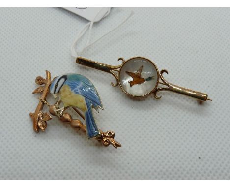9ct Gold Brooch with enamel Blue tit decoration and a 9ct Gold Essex Crystal Bar brooch with inset Mallard, 18g total weight 