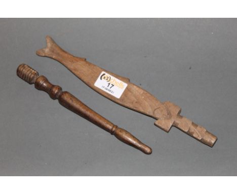 2 vintage treen weaving tools