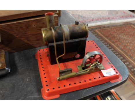 A 1950's Mamod SE1 stationary engine