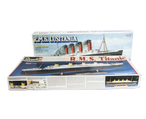 RMS Titanic and RMS Lusitania Model Kits, a boxed 1:350 scale duo comprising Gunze Sangyo  1981 Lusitania and Revell 5611 Tit