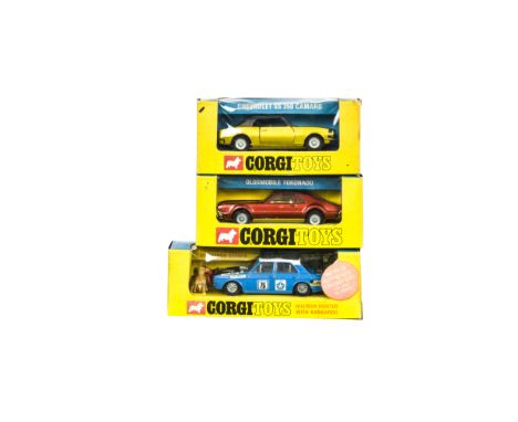 Corgi Toys With Golden Jacks, 302 Hillman Hunter with Kangaroo, 338 Chevrolet SS 350 Camaro, 276 Oldsmobile Toronado, metalli