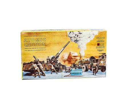 Renwal Blueprint Models Atomic Cannon Model Kit, a boxed M553 1:32 scale, US Army Atomic Cannon with 50 ton transporter,  wit