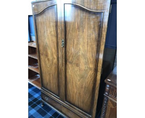 GENT'S WALNUT WARDROBE