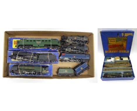 Hornby Dublo 3 Rail Locomotives Duchess of Montrose (G-F box F, with unboxed tender) 2-8-0 BR 48158 (G box F-G) 3232 Deltic (