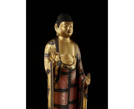 A VERY LARGE GILT AND LACQUERED ANNAMI SCHOOL WOOD FIGURE OF AMIDA NYORAIJapan, the figure 15th-16th century, the lacquer Edo