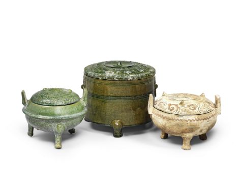 TWO POTTERY RITUAL TRIPOD FOOD VESSELS AND COVERS, DING, AND A POTTERY GREEN-GLAZED TRIPOD INCENSE BURNER AND COVER, LIANHan 