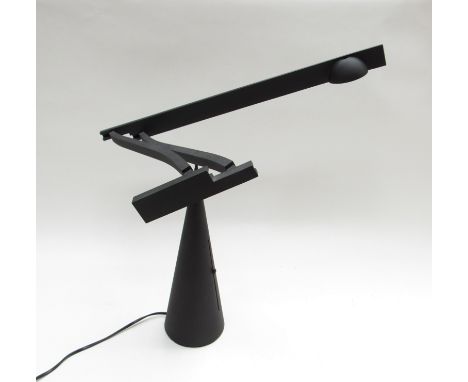 Marco Columbo and Mario Barbaglia - An Italian pedestal table lamp with balancing adjustable light