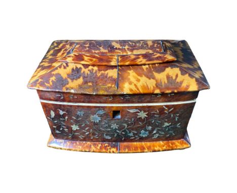 Late 18th/ Early 19th Century Tortoiseshell Inlaid Mother of Pearl Tea Caddy for Restoration 19 x 12 x 12 cm19 x 12 x 12 cmQt