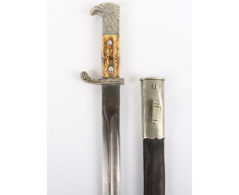 Third Reich Police Bayonet by Carl Eickhorn Solingen, standard model example with two piece stag horn grips. Eagle head pomme