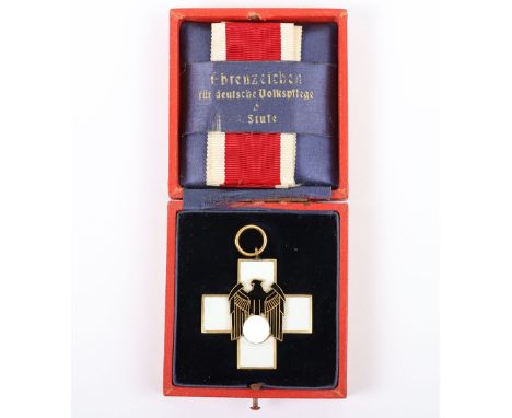 Third Reich Social Welfare Decoration 3rd Class in Original Case of Issue, very good example of the gilt and enamel social we