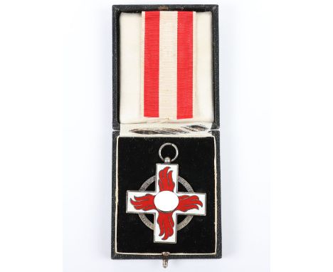Third Reich Fire Brigade Decoration in Original Case of Issue, fine example of the German Fire Brigade decoration with perfec