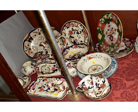 MASONS 'MANDALAY' DINNER AND TEA WARES to include four tea cups and saucers, footed bowl, coffee pot, serving plate, two milk