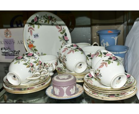 WEDGWOOD 'HATHAWAY ROSE' TEA WARES, comprising of eight tea cups and saucers, seven tea plates, milk, sugar, cake plate, toge