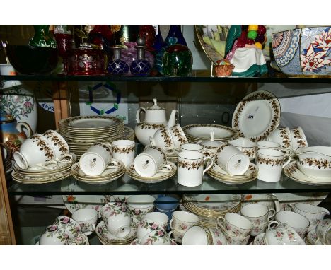A WEDGWOOD 'AUTUMN VINE' TEA, COFFEE AND PART DINNER SERVICE to include tea pot, tea cups and saucers, coffee cans and saucer