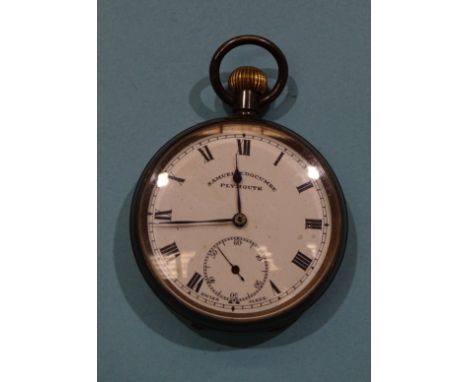 An engine turned silver case keyless pocket&nbsp;watch,&nbsp;white enamel dial with Roman numerals and seconds subsidiary (ha