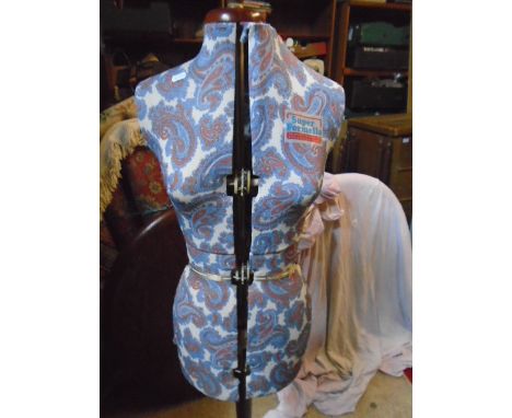 Super formella dress makers mannequin on stand 