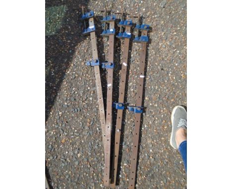 2 pairs of 40" sash clamps 