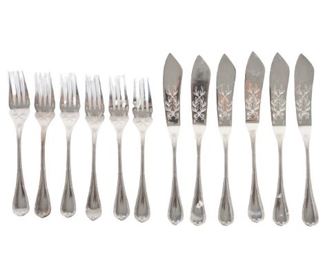 Six silver fish forks and six knives, with Christofle silver hallmarks on each piece. Weight: 16.355 ozt Fork: 6 1/2 in. Knif