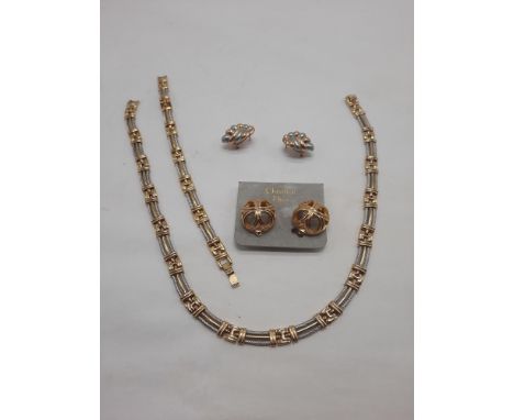 COSTUME JEWELLERY NECKLACE SET WITH CHRISTIAN DIOR EARRINGS