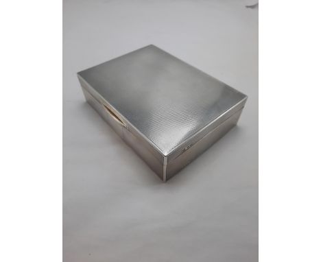SAMPSON MORDEN HM ENGINE TURNED SILVER CIGARETTE BOX - 4.5 CMS (H) APPROX