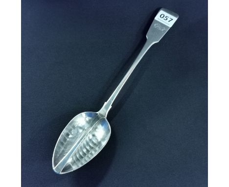 IRISH SILVER DIVIDING SERVING SPOON - DUBLIN 1813 APPROX 151 GRAMS
