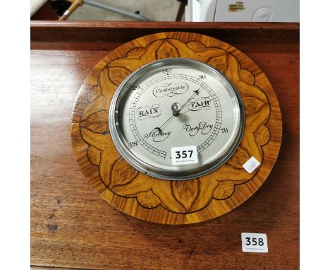 CIRCULAR BAROMETER