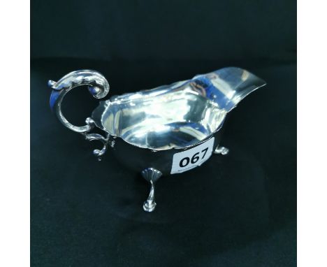 SILVER SAUCE BOAT - BIRMINGHAM APPROX 80 GRAMS