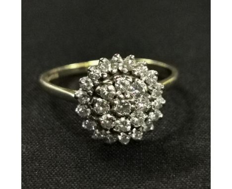 18CT GOLD DIAMOND CLUSTER .70CT RING