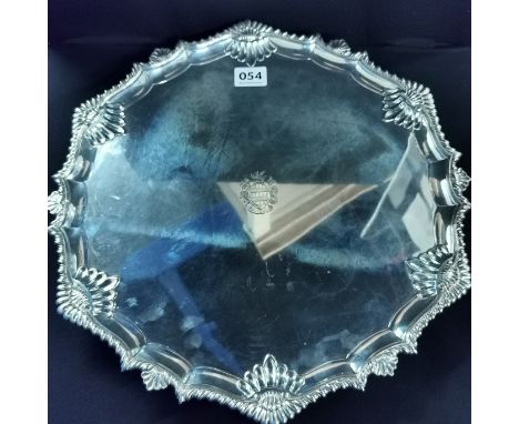 SILVER SALVER - LONDON 1913/14 WEIGHING APPROX JUST OVER 1KG