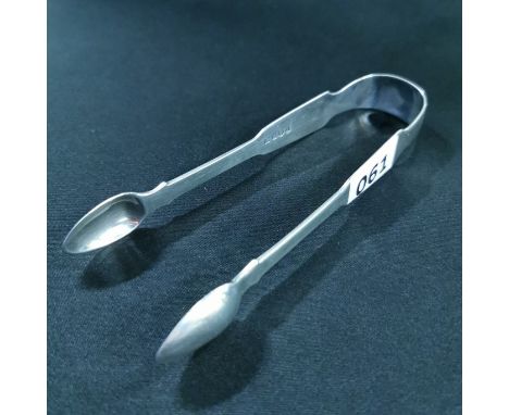 PAIR OF IRISH SILVER SUGAR TONGS - DUBLIN 1829/30