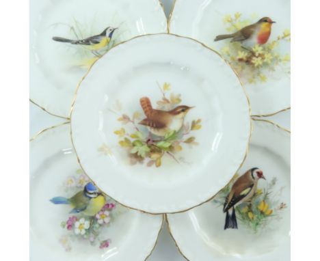 William Powell for Royal Worcester, a set of five bird painted plates, circa 1916 to 18, each with a different specimen, Gold