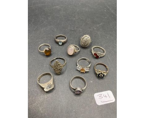 Ten vintage silver rings