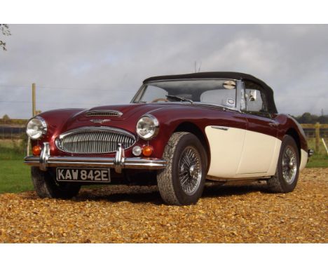 Fully restored and uniquely presented BJ8, the final development of the legendary 'Big Healey'.    Impressive late Mk III fin