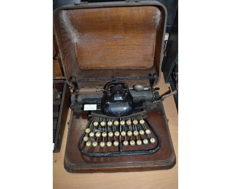 Blickensderfer No.07 Typewriter In Original Wooden Case - London, Made in USA