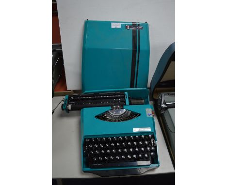 Smith Corona GT Portable Typewriter 